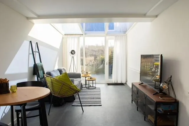 Eb & Vloed Апартаменты